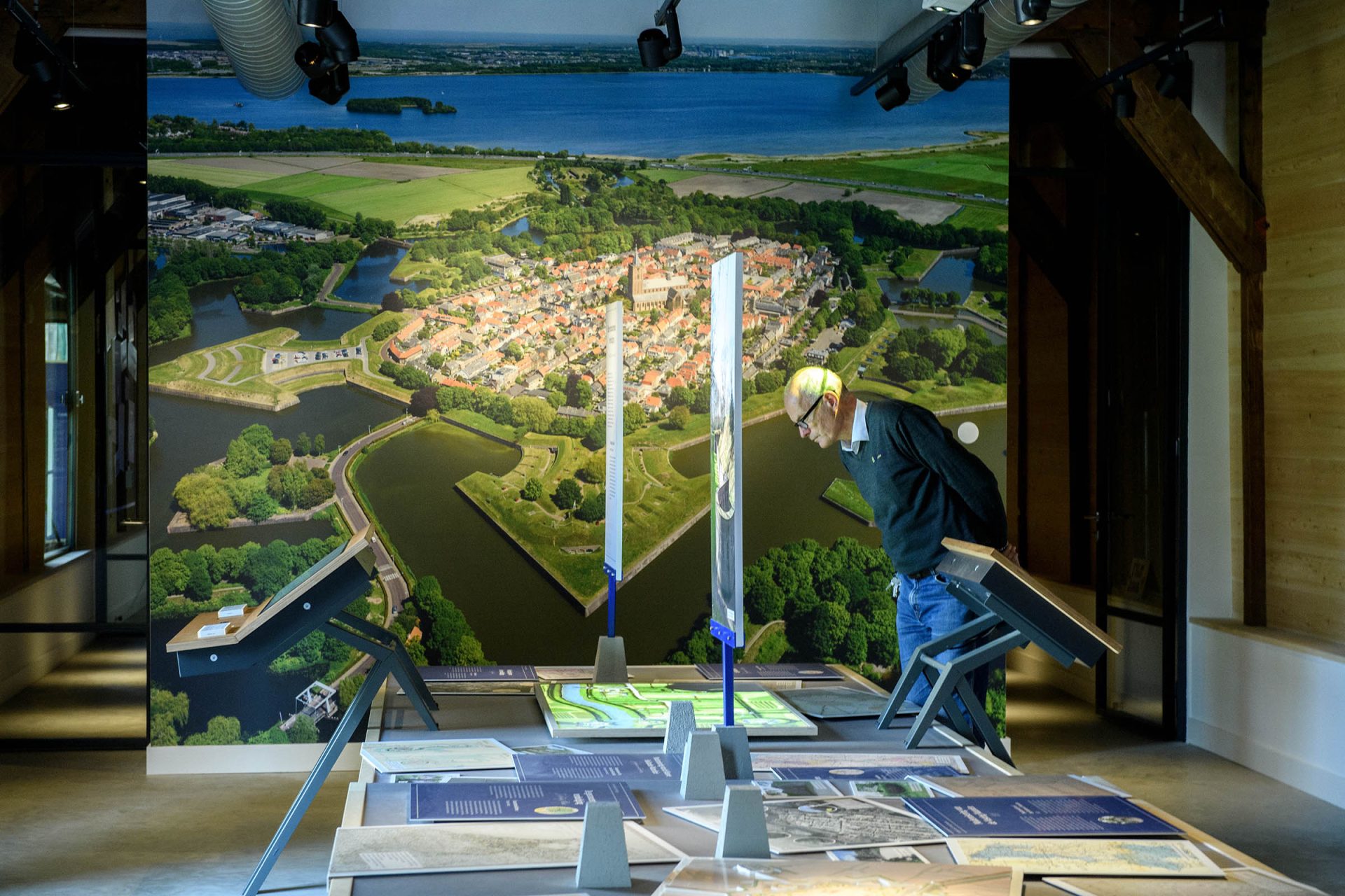 Monumentenbezit Gele Loods Naarden