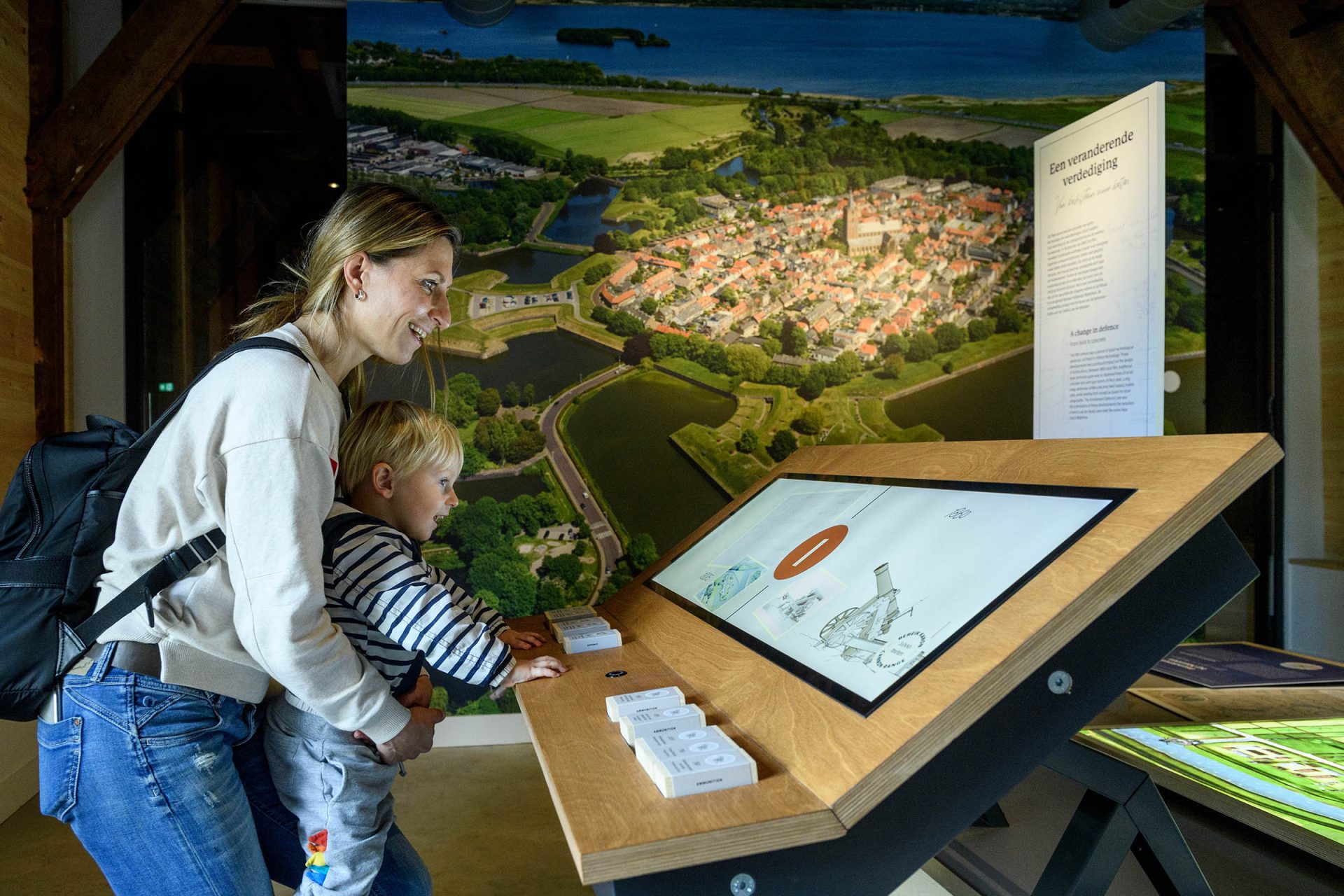 Monumentenbezit Gele Loods Naarden
